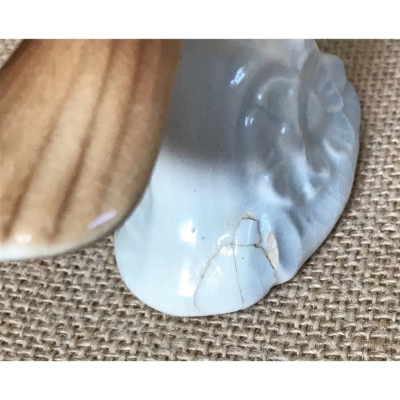 Vintage Royal Copley Porcelain Lark Bird Figurine 5 Inches Cottage Core AS IS - Picture 6 of 6